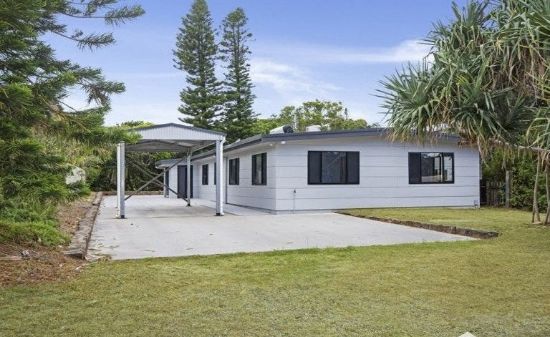 8 Patchs Beach Lane, Patchs Beach, NSW 2478