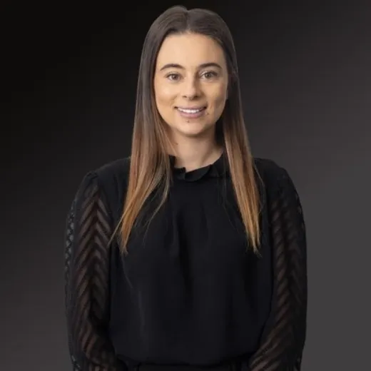 Rhiannon Ireland - Real Estate Agent at Raine & Horne Gungahlin