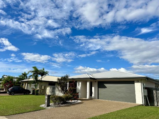 8 Thornbill  Close, Kelso, Qld 4815