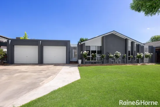 8 Vanda St, Lake Albert, NSW, 2650