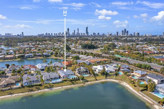 8 Villa Court, Broadbeach Waters, Qld 4218