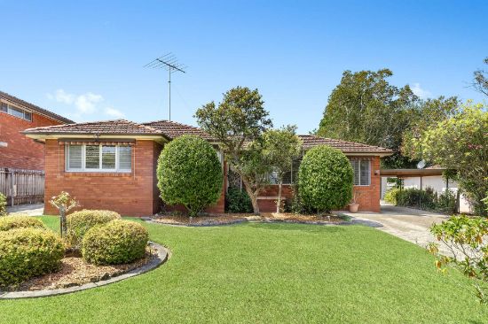 8 Waddell Crescent, Hornsby Heights, NSW 2077