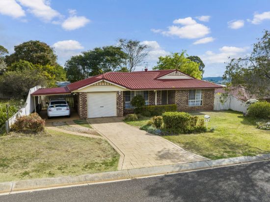 8 Ware Court, Darling Heights, Qld 4350
