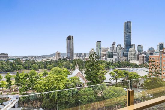 802/25 Shafston Avenue, Kangaroo Point, Qld 4169