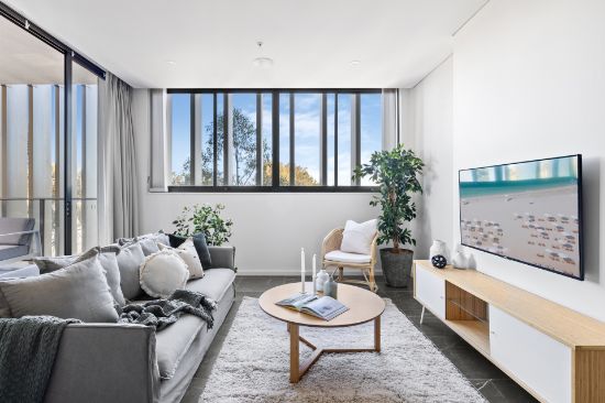 8022/11 Bennelong Parkway, Wentworth Point, NSW 2127