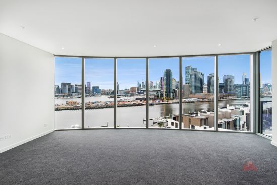 803/81 Southwharf Drive, Docklands, Vic 3008