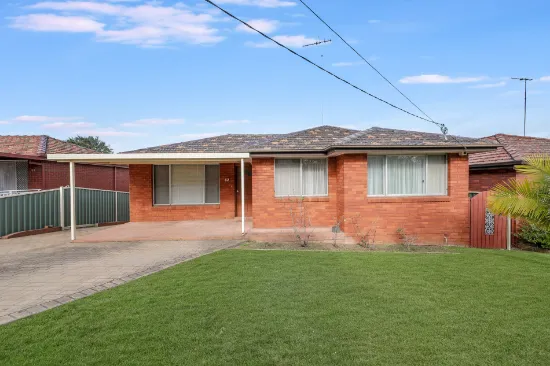 82 Denman Road, Georges Hall, NSW, 2198