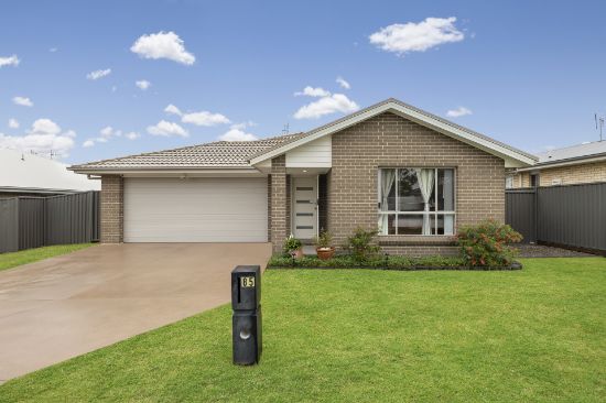 85 Aberglasslyn Road, Rutherford, NSW 2320