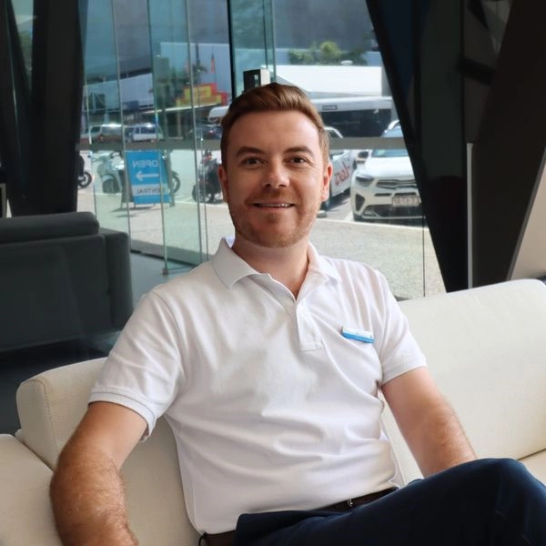 Chris Clarke - Real Estate Agent