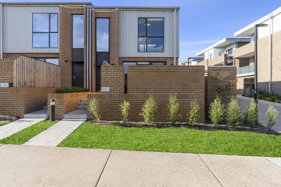86/2 Woodberry Avenue, Coombs, ACT 2611