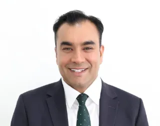 Wayne Singh - Real Estate Agent
