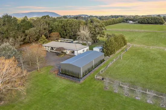 87 Russells Road, Woodend North, VIC, 3442