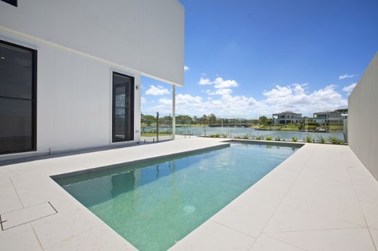 8805 The Point Circuit, Sanctuary Cove, Qld 4212