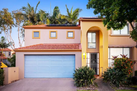89/20 Fairway Drive, Clear Island Waters, QLD, 4226
