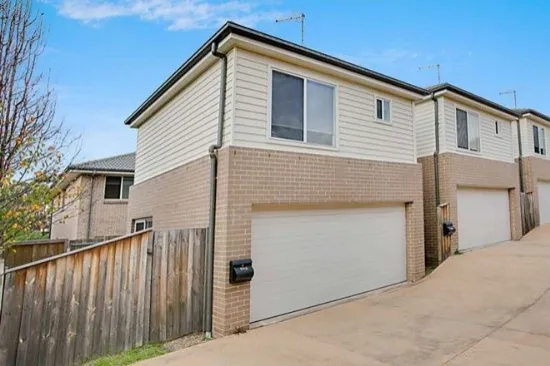 8A Hidcote Road, Campbelltown, NSW, 2560