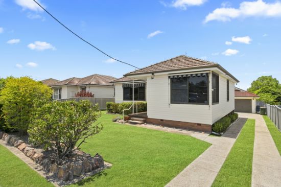 9 & 9A Woodberry Street, Rutherford, NSW 2320