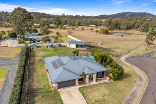 9 Baxwill Court, Top Camp, Qld 4350