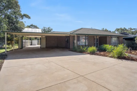 9 Darius Court, Salisbury Heights, SA, 5109