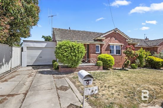 9 Frost Avenue, Maryborough, Vic 3465