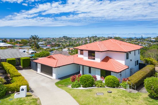 9 Mourne Terrace, Banora Point, NSW 2486