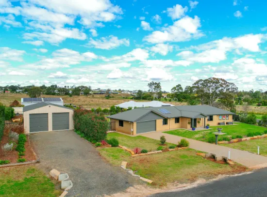 9 Somerset Crescent, Cawdor, QLD, 4352