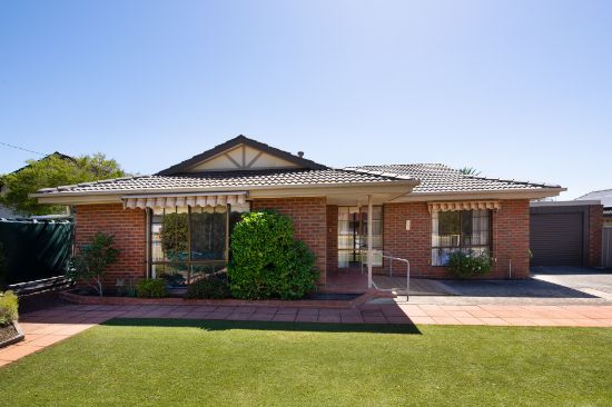 9 Wallace Street, Castlemaine, Vic 3450
