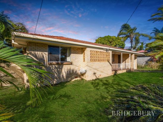 90 Dover Road, Redcliffe, Qld 4020