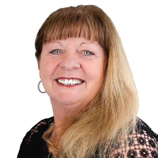 Yvonne Hawkins - Real Estate Agent at Harcourts - Launceston