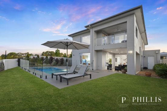 9202 Peter Senior Drive, Hope Island, Qld 4212