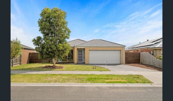 94 Linsell Boulevard, Cranbourne East, Vic 3977