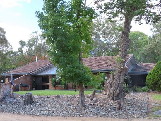 96 Old Caves Road, Stanthorpe, Qld 4380