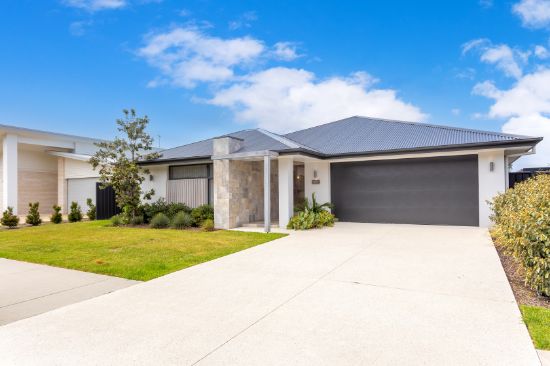 97 Kentia Drive, Forster, NSW 2428