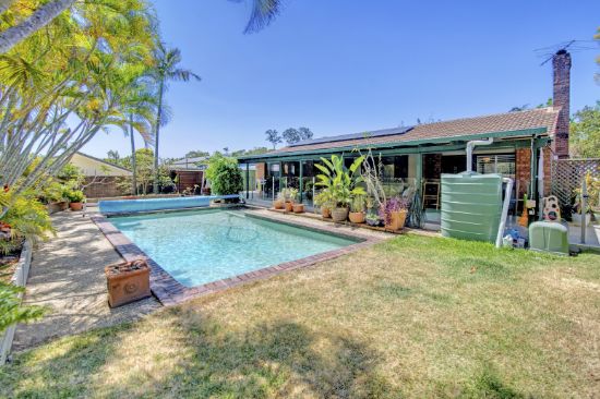 97 Tanglewood Street, Middle Park, Qld 4074