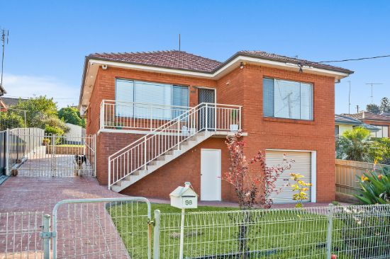 98 First Avenue North, Warrawong, NSW 2502
