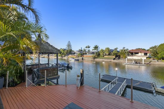 99 Campbell Street, Sorrento, Qld 4217