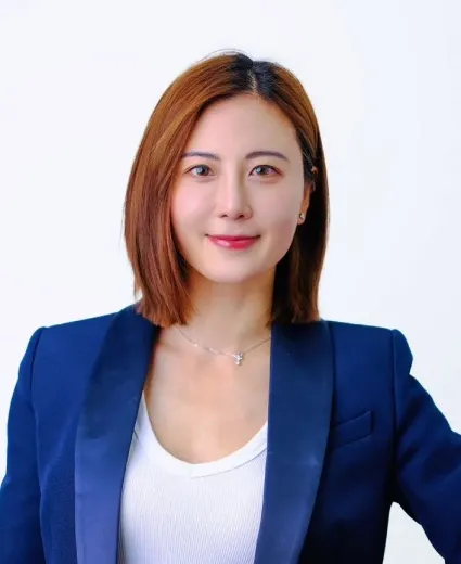 Chole Lihong Liang - Real Estate Agent at Victory Lease