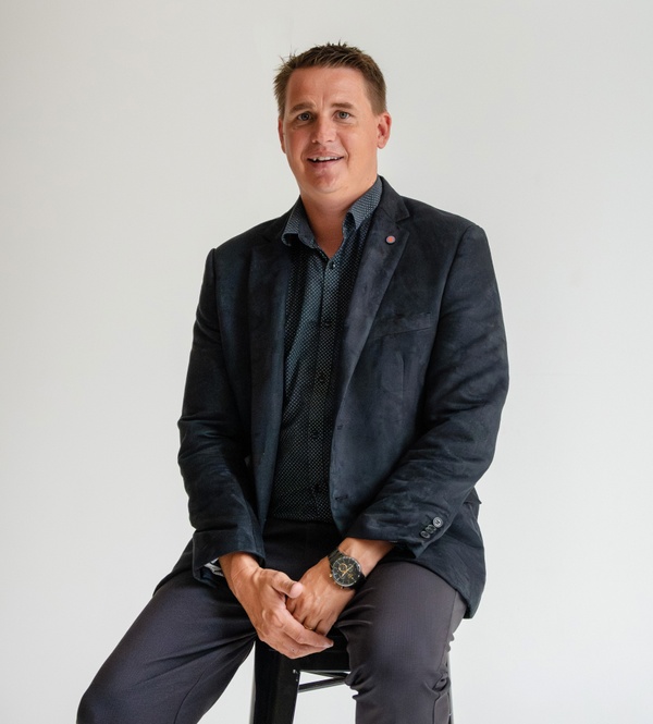 Ross Mcintosh - Real Estate Agent
