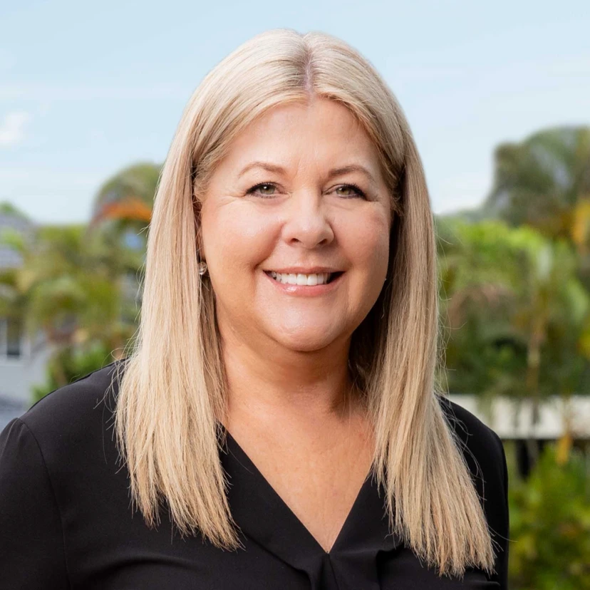 Cat  Fraser - Real Estate Agent
