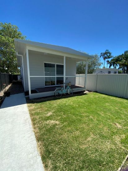 a/18 Holles Street, Waterford West, Qld 4133