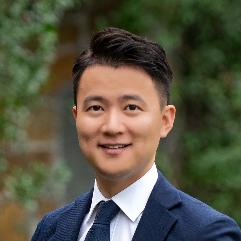 Aaron Yao Real Estate Agent