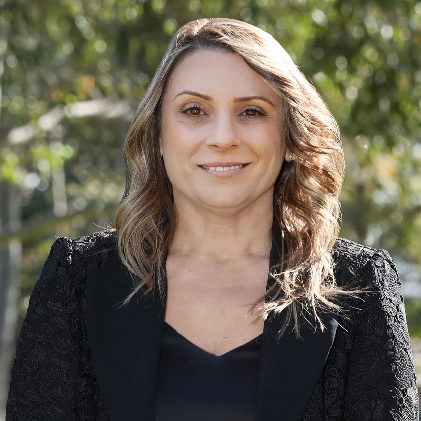 Andrea Sevastelis - Real Estate Agent
