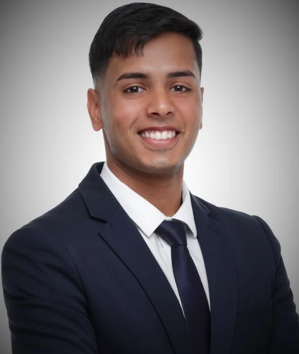 Shivam Valdi Real Estate Agent