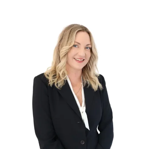 Tiffany Warren - Real Estate Agent at Movement Realty