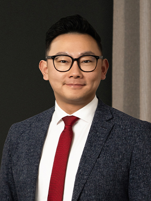 Aaron Zhao Real Estate Agent