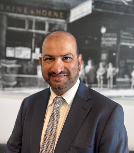 Abdul Haseeb Syed - Real Estate Agent at Raine and Horne Land Victoria - PORT MELBOURNE
