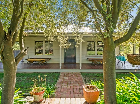 1214 Monkey Gully Road, Goughs Bay, Vic 3723