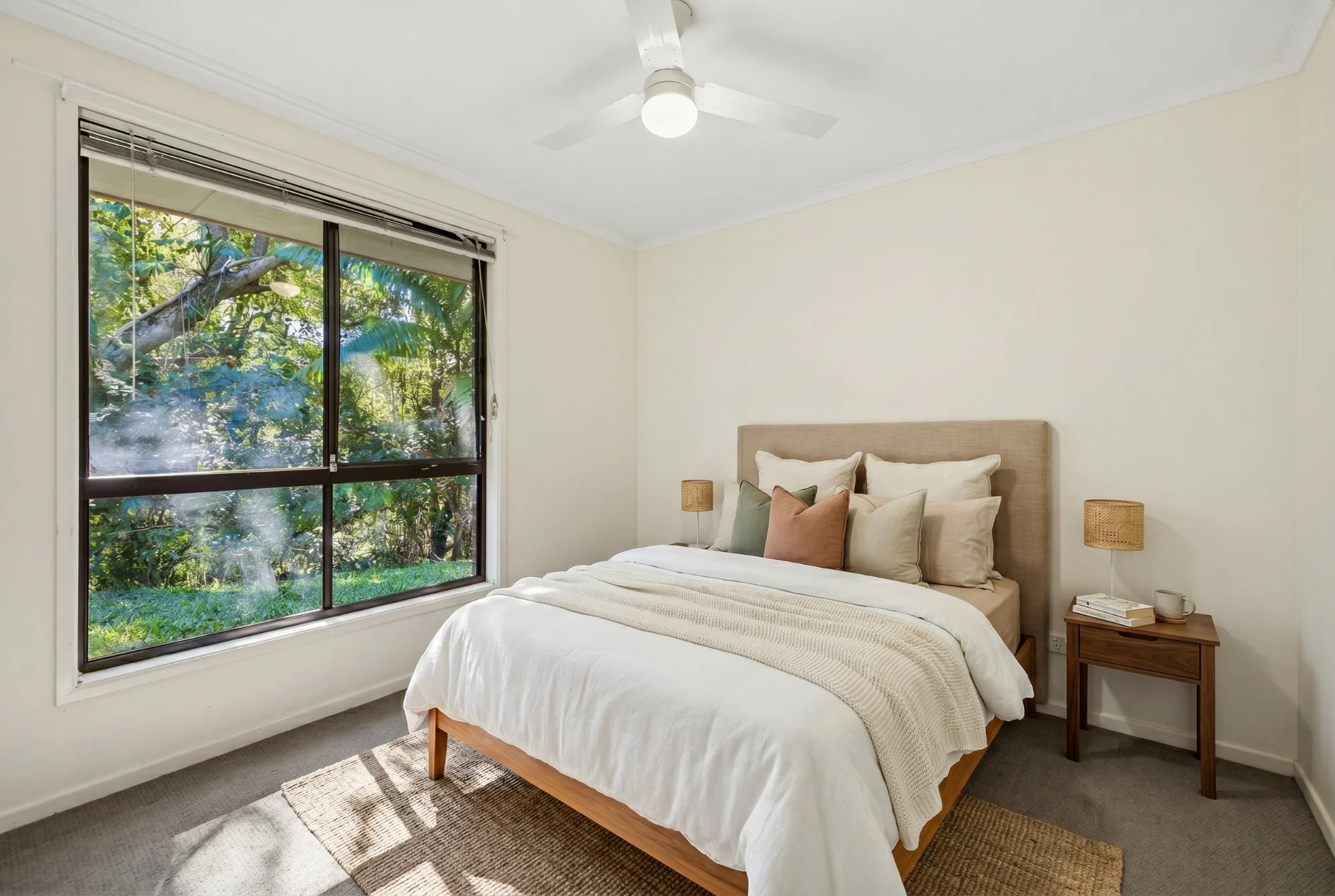 2 Ratcliffe Road, Hunchy, Qld 4555