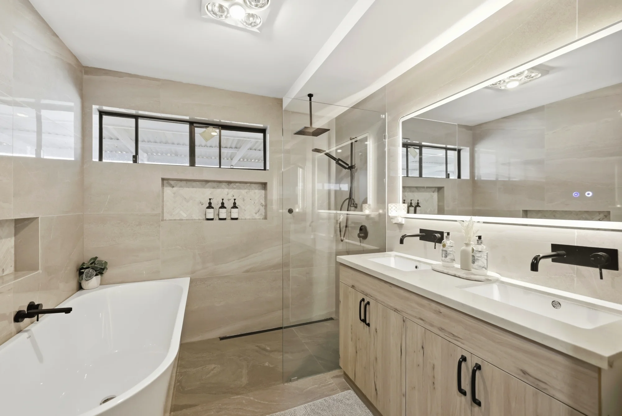 3 Whelans Place, Romsey, Vic 3434