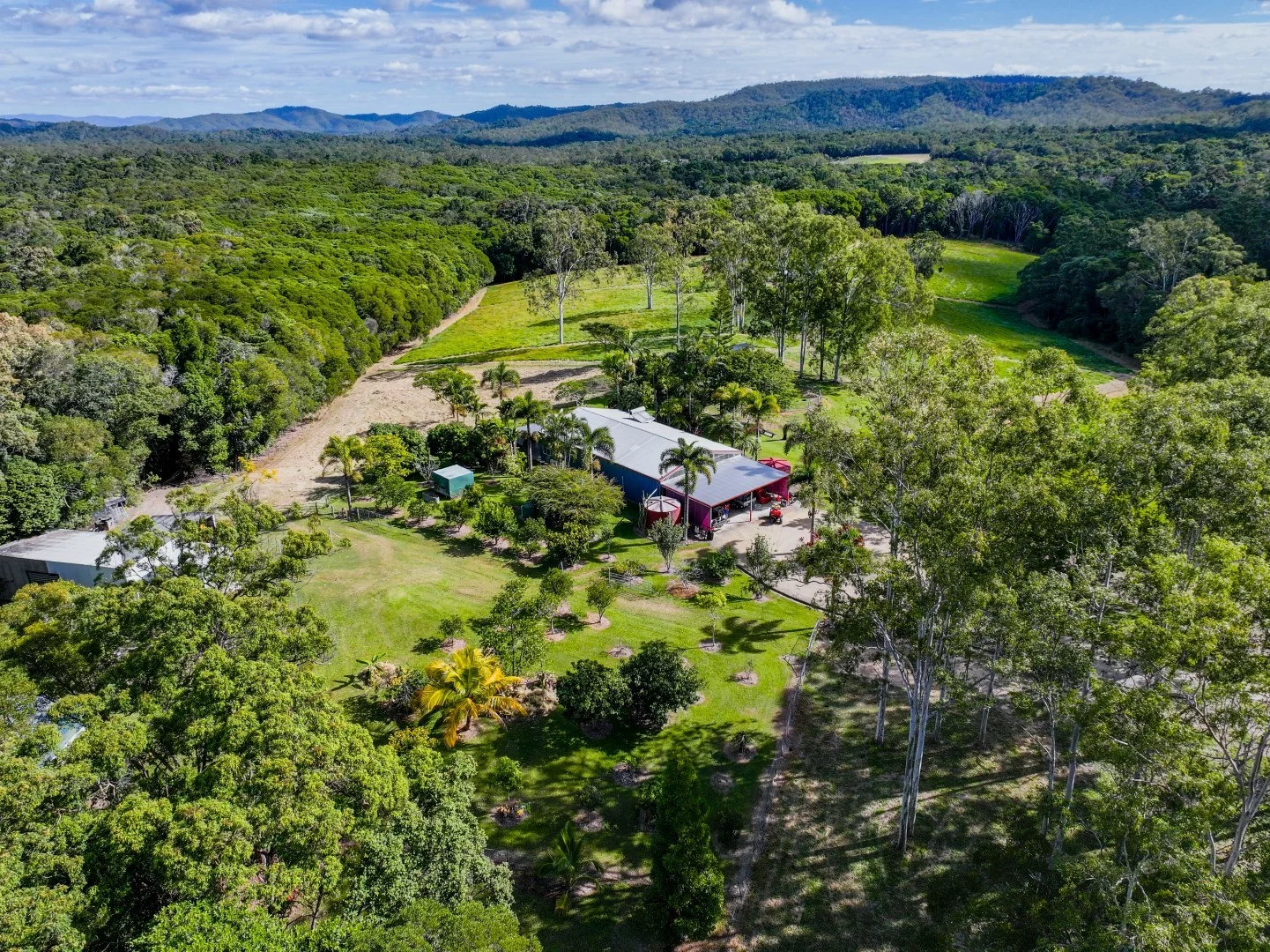 90 Stoney Creek Road, Speewah, Qld 4881