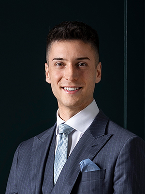 Adam Pavlou Real Estate Agent